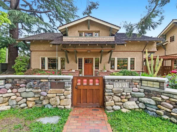 1301 Bryant St, Palo Alto, CA 94301