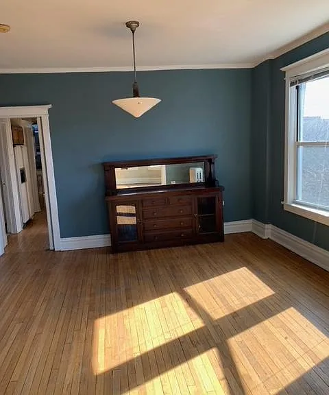 3601 N Ashland Ave — Photo 4