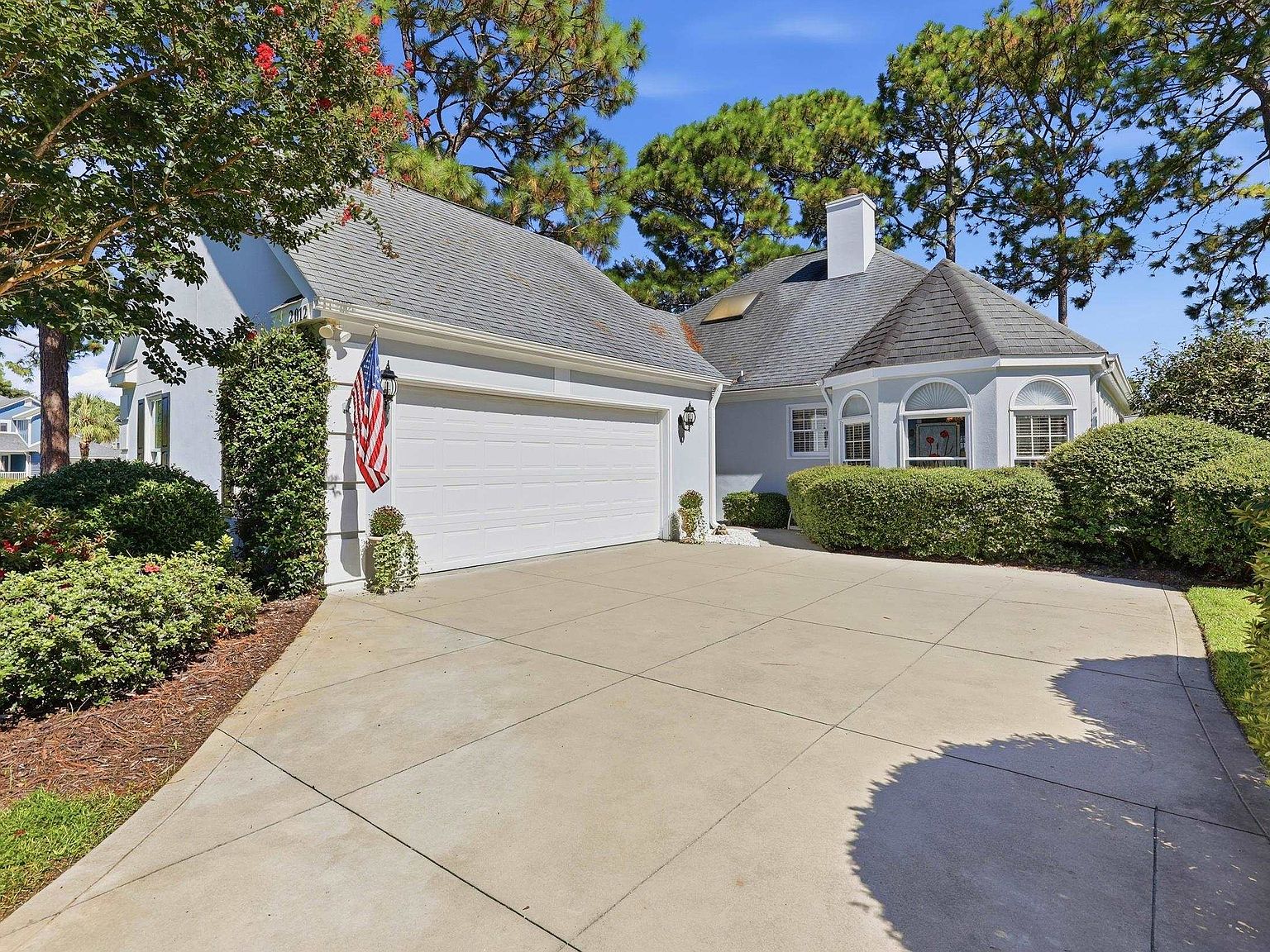 2012 Ladybank Dr.