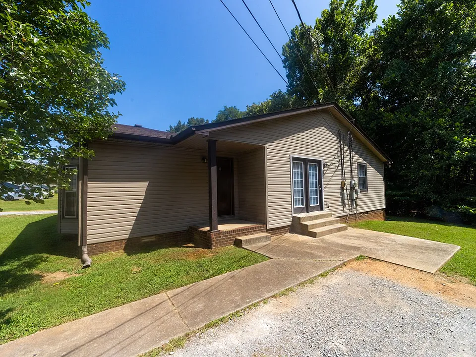 1487 Nichols Dr