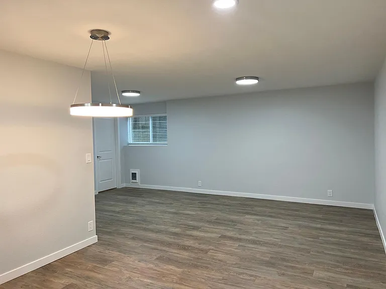 19215 15th Ave NE #3 — Photo 5