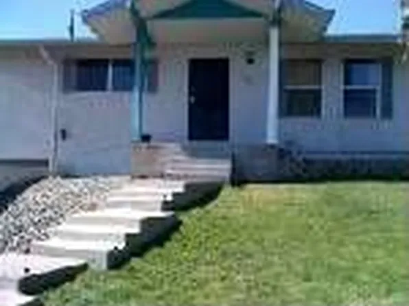 750 Lorna Ct, Oakdale, CA 95361