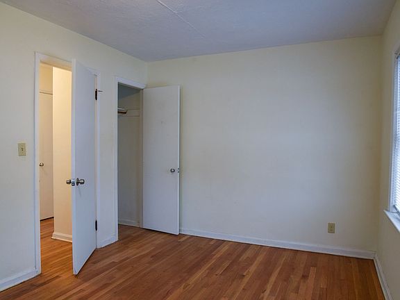 4th image of 25941 Lake Shore Blvd APT 1