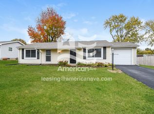 308 W Embassy Dr, Fairview Heights, IL 62208