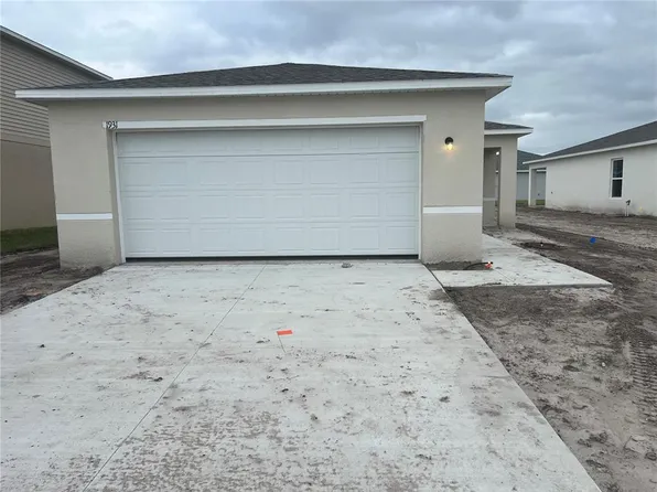 1931 Golden Beak Dr, Eagle Lake, FL 33839