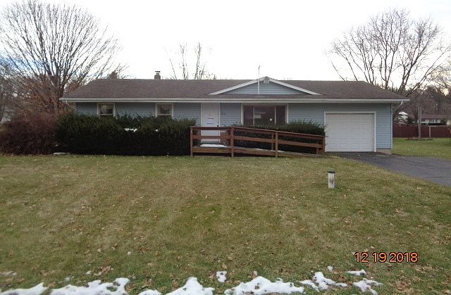 1st image of 2505 Whale Ave