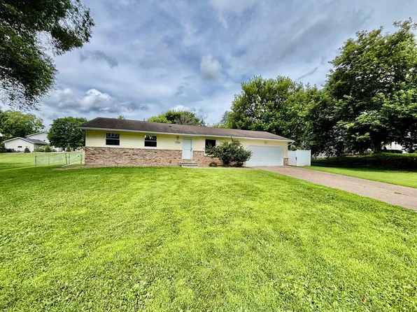 2720 Mayflower Ave, Minnetonka, MN 55305