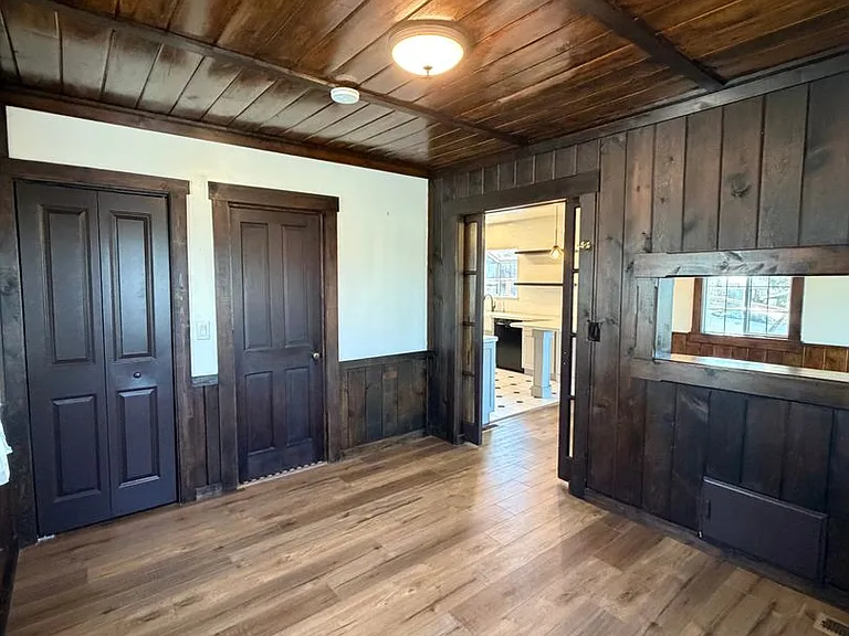 2329 Scenic Ave — Photo 13