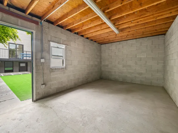 232 27th Street image 13 of 14