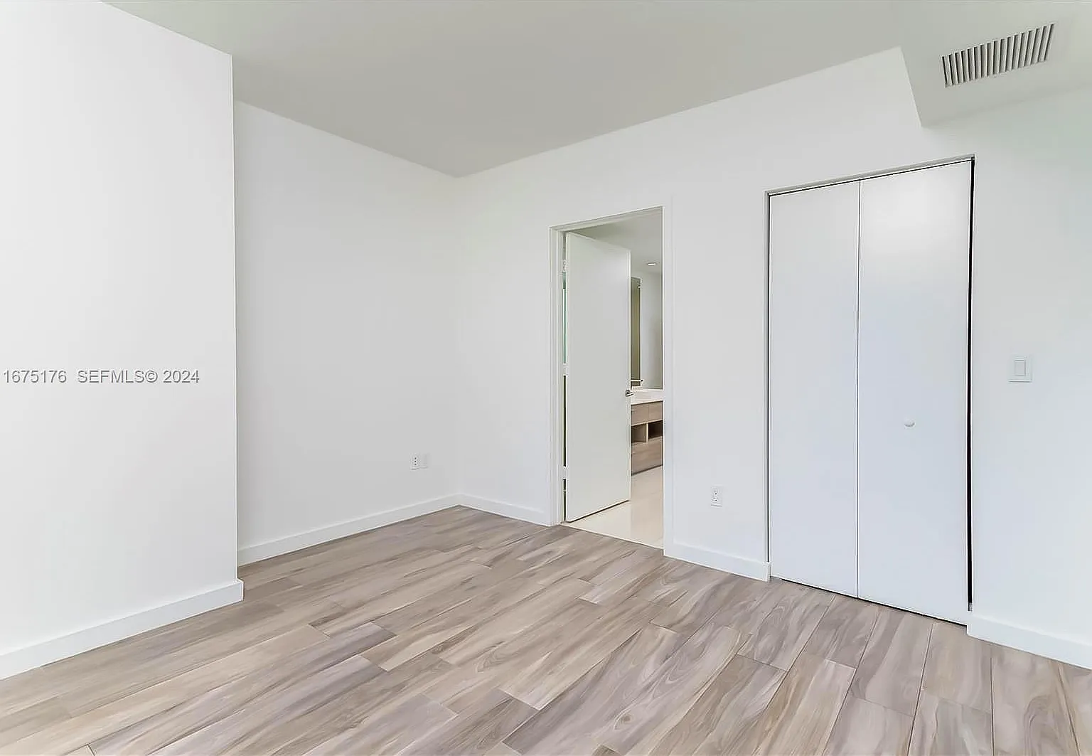 1 bed, 699 sqft, $3,700 — Photo 3