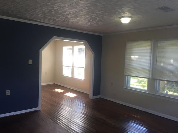 3rd image of 107 Wilburn Dr