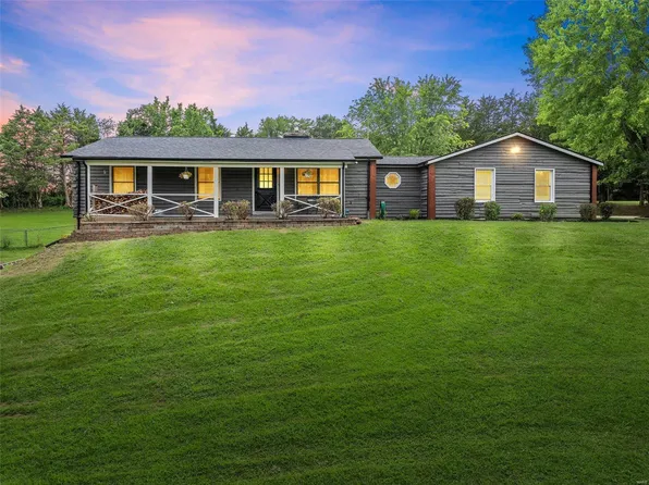 22 Entrance Ct, Foristell, MO 63348