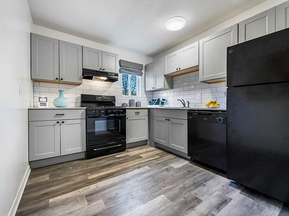 5781 Lake Edward Dr #5828-202