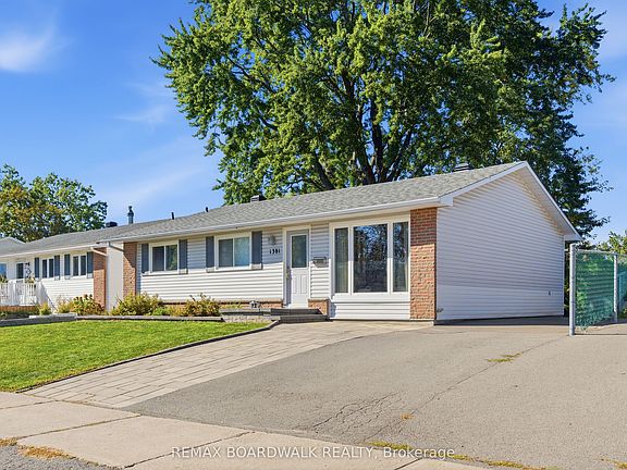 3rd image of 1381 Matheson Rd