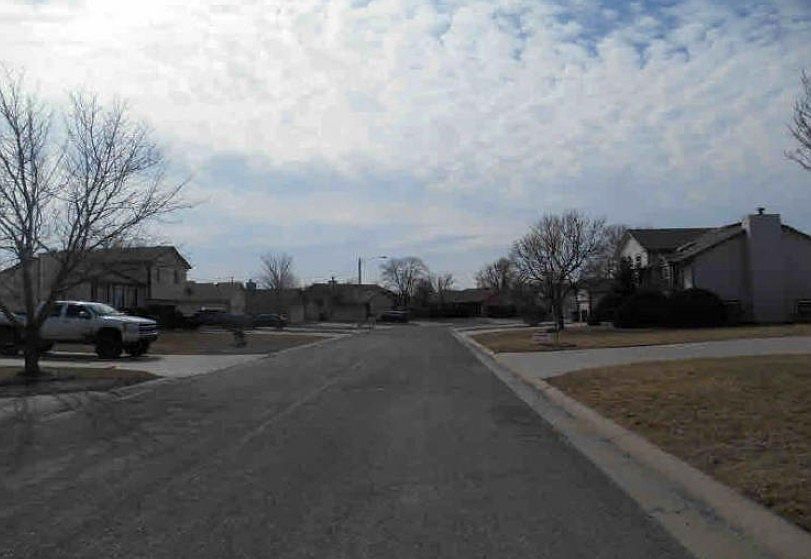 2nd image of 3102 N Hedgetree St