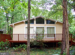 608 Lakeview Pkwy, Locust Grove, VA 22508