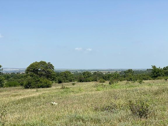 3rd image of 130 County Road 242