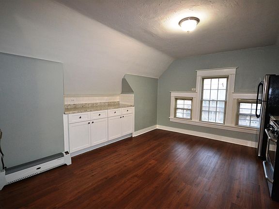 4th image of 3714 Walnut St APT 3