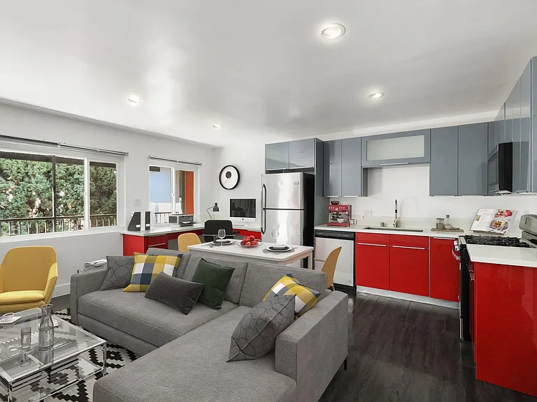 1321 W 36th Pl — Photo 32