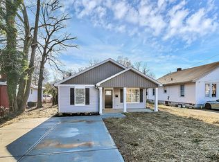 211 Bradford Dr, Charlotte, NC 28208