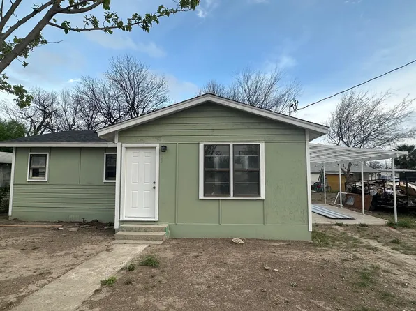 303 Minjares St, Del Rio, TX 78840