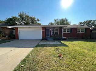1607 NW 27th St, Lawton, OK 73505