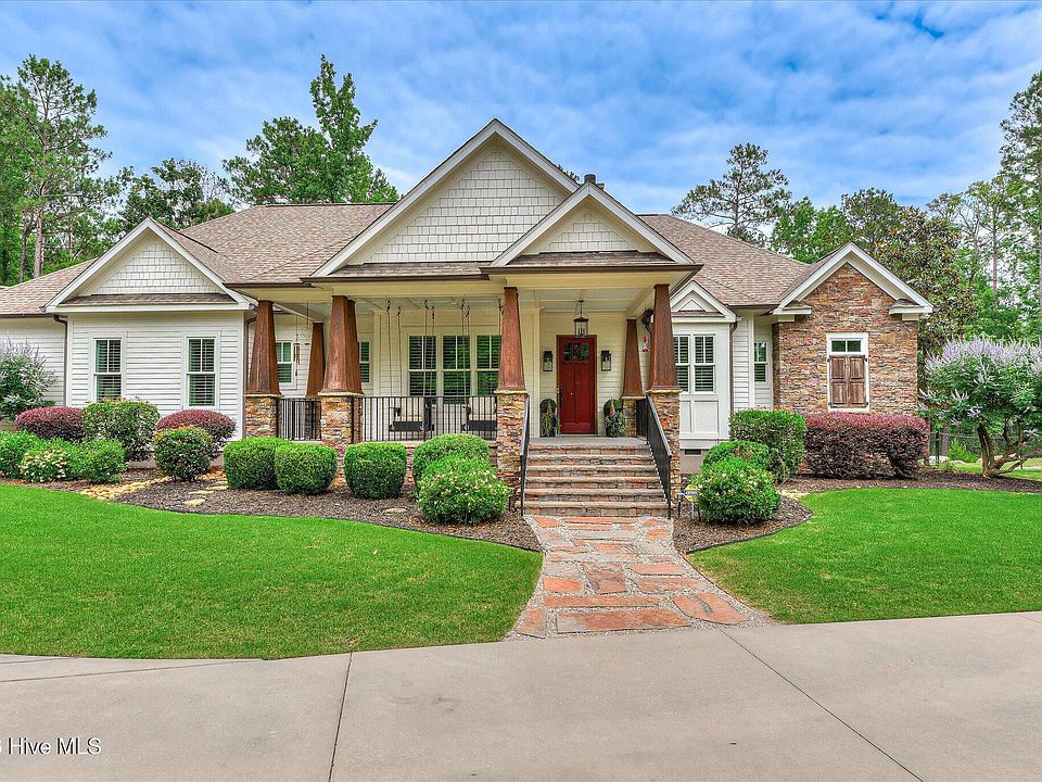 1st image of 874 Jasmine Trail
