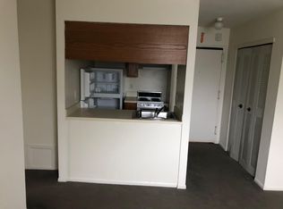 28 E Lancaster Ave APT B5, Ardmore, PA 19003