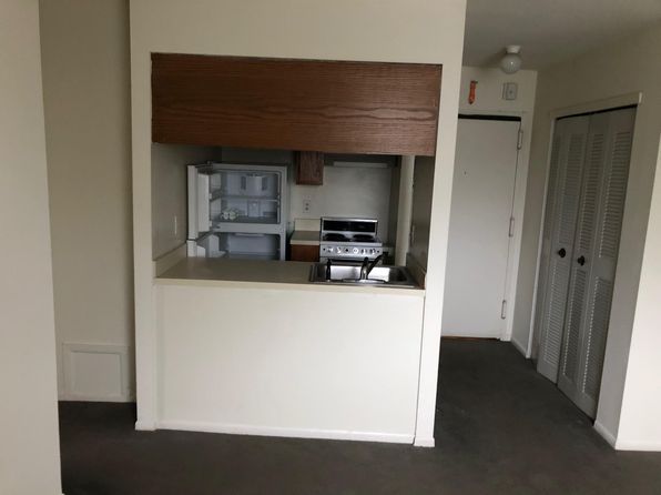 28 E Lancaster Ave APT B5
