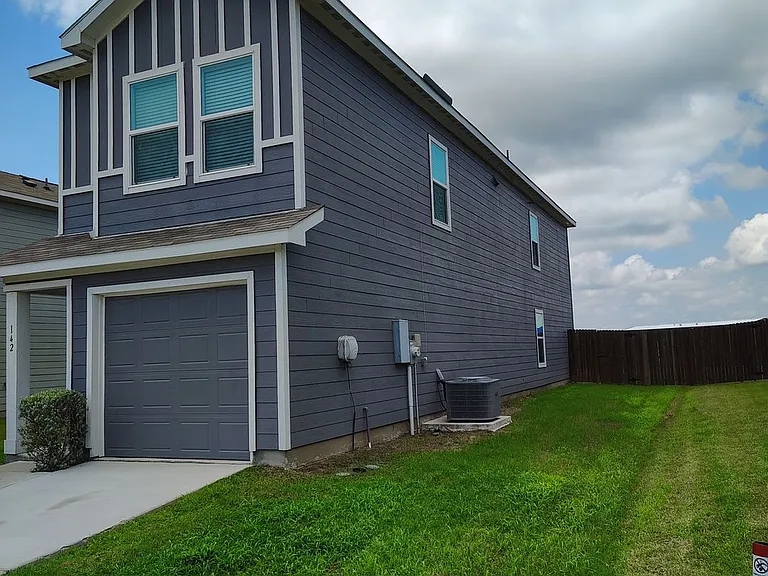 142 Plumcove Dr — Photo 36