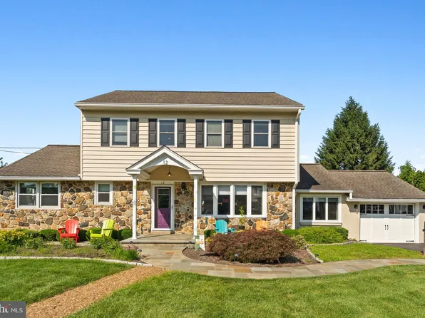 12 Crumley Ave, Malvern, PA 19355