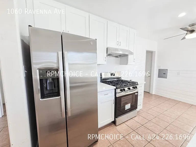 1060 Ravenna Ave — Photo 4