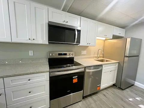 East Manor - 12 — Photo 2