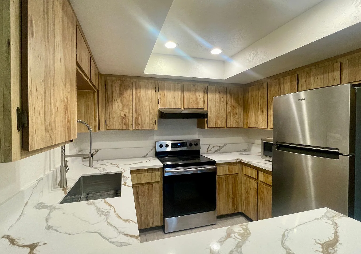 2 Story, 2 Bedroom 1.5 Bath Townhouse w/ Large 2 Car Garage Available — Photo 3