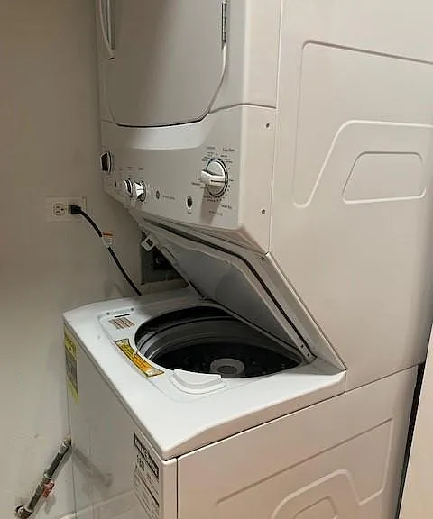 stackable washer/dryer