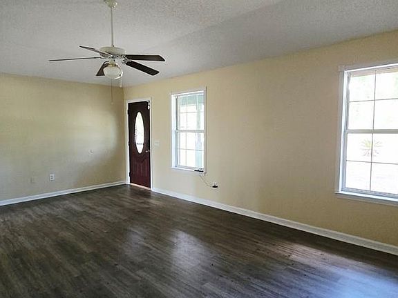 5th image of 218 Kevin Rd