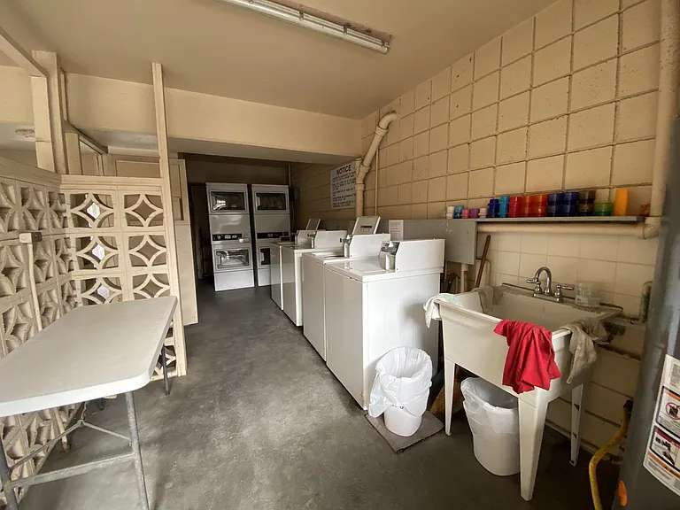 2752 Kahoaloha Ln #206-1 — Photo 20