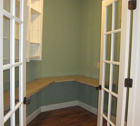 Walk in kitchen pantry