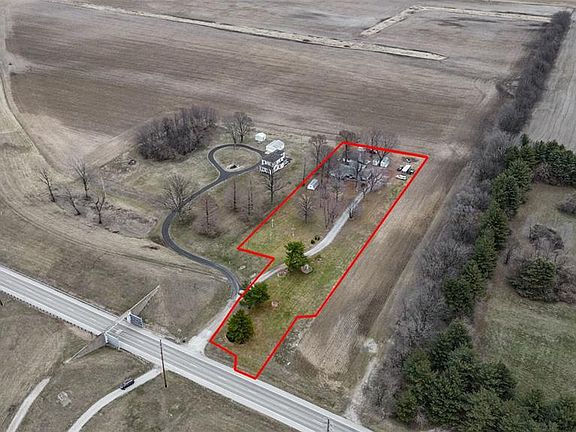 3rd image of 4402 Wanda Rd