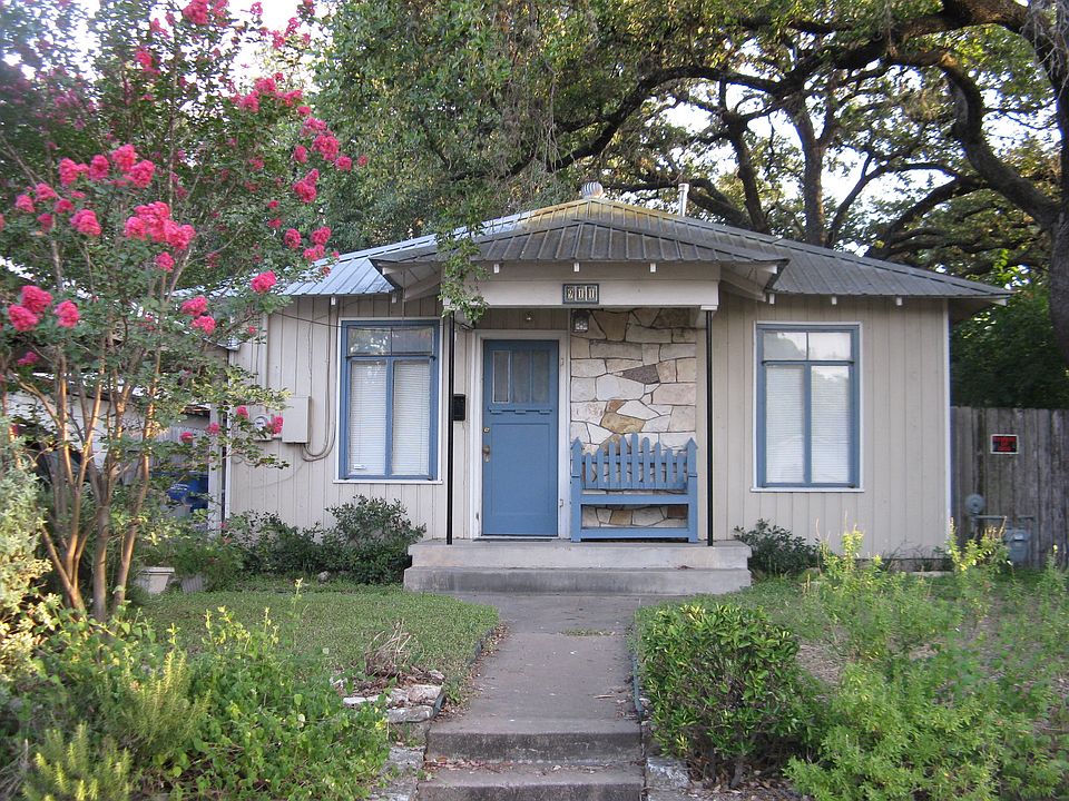 911 W. Live Oak
