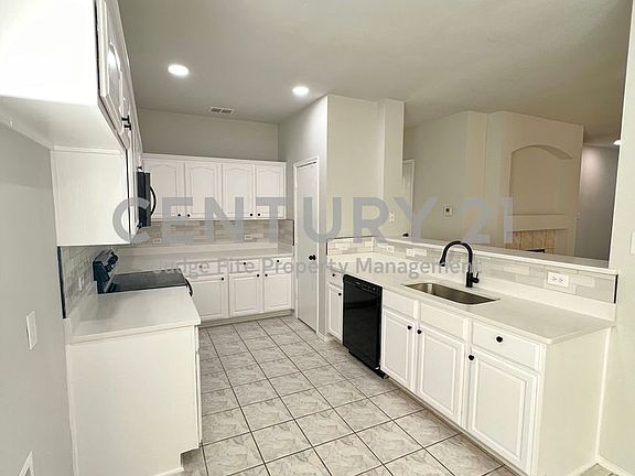 4th image of 8101 Mirror Rock Ln