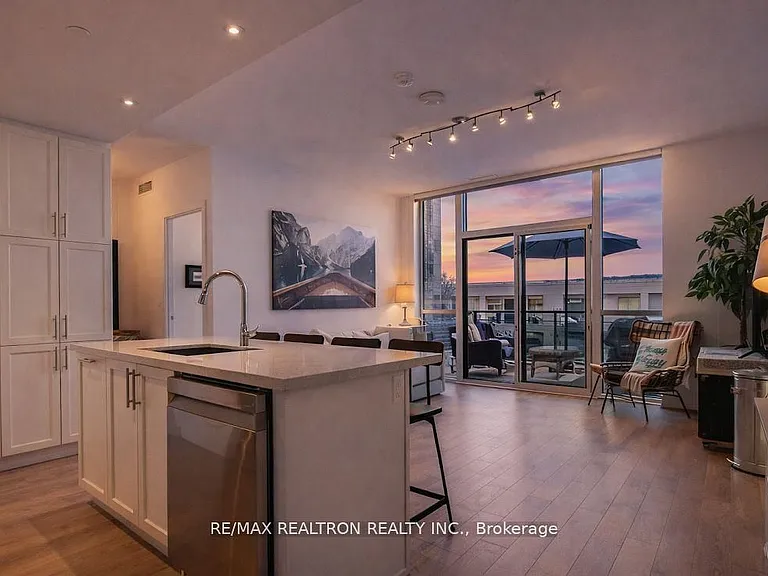 375 Sea Ray Ave #413 — Photo 2