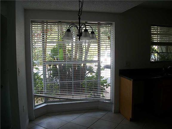 5th image of 1901 Indian River Blvd APT A102