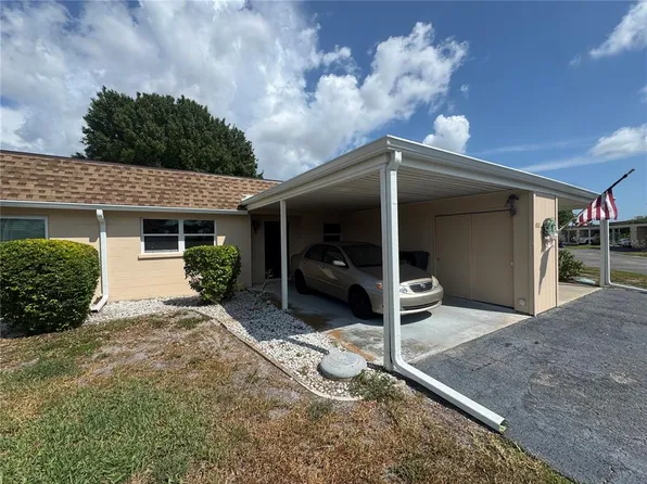 652 Park Cir, Bradenton, FL 34207