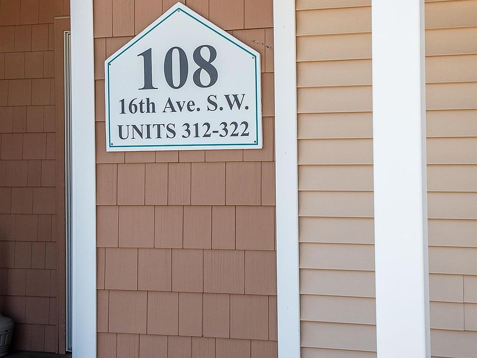 2nd image of 108 16th St SW #312