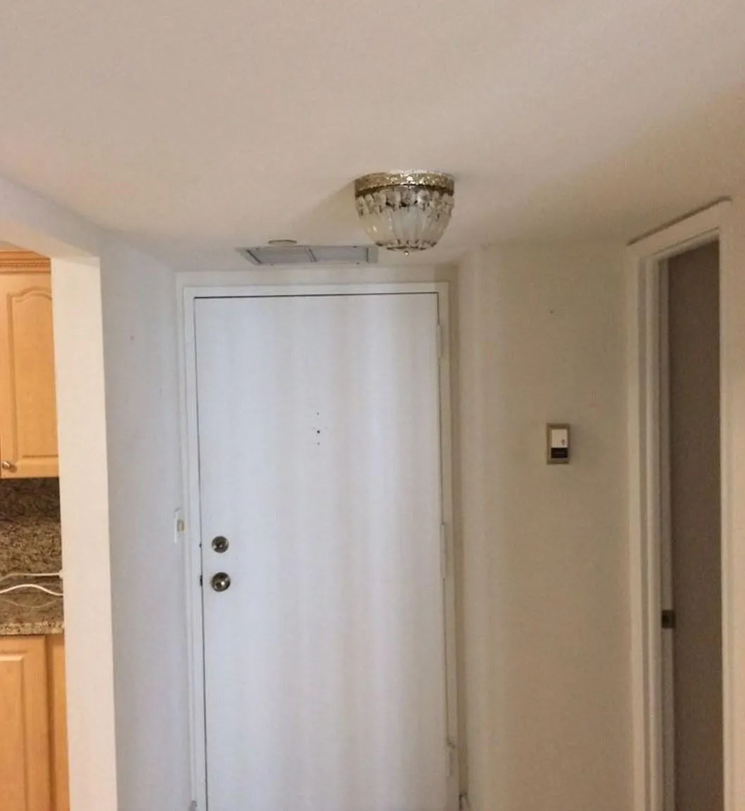 1 bed, 1.5 bath, 1064 sqft, $2,850 — Photo 2