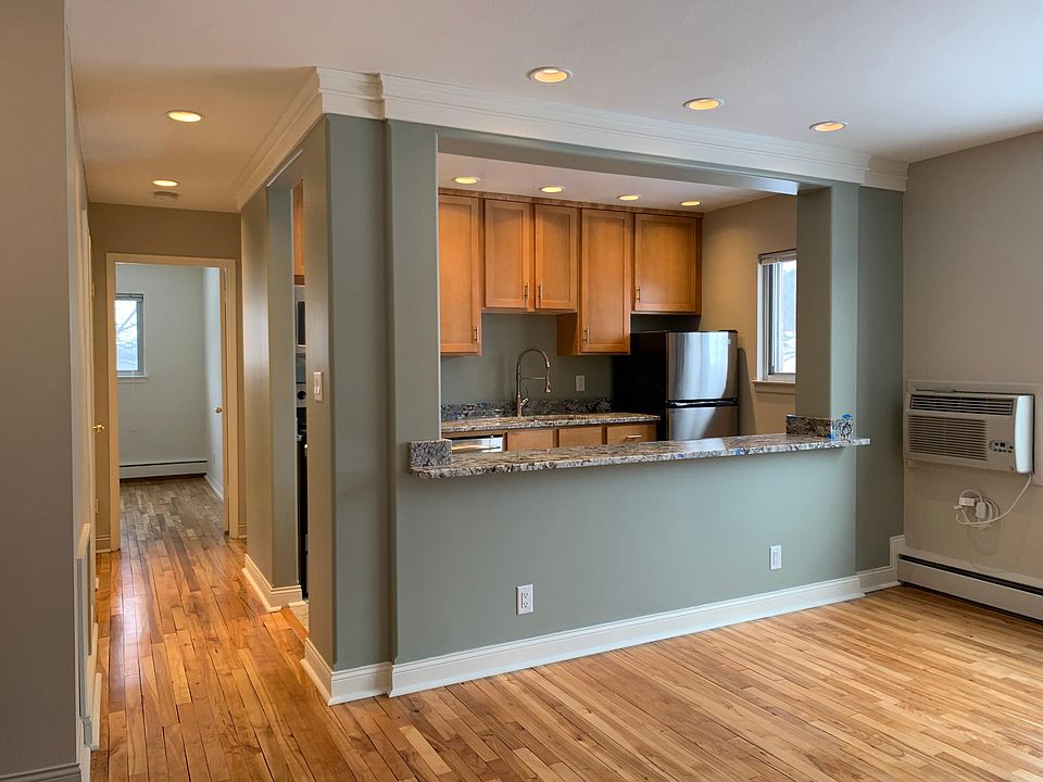 1st image of 2333 Priscilla St APT 3
