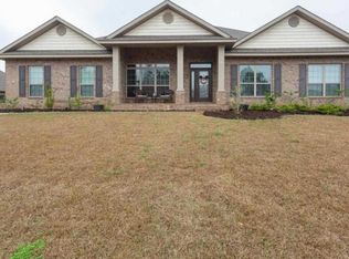 2859 Carrington Lakes Blvd, Cantonment, FL 32533