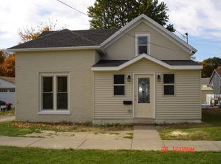 304 S Main St, Homer, IL 61849