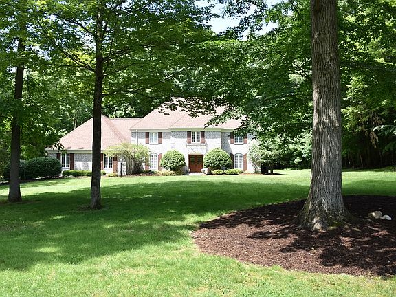 2nd image of 363 Edgewood Dr